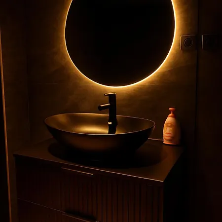 Jungle - Evasion Tropicale - Sauna Jacuzzi Balneo * Strazburg