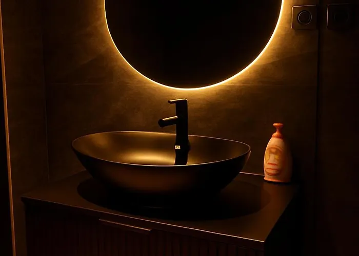 Jungle - Evasion Tropicale - Sauna Jacuzzi Balneo * Straatsburg