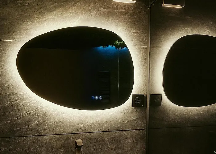 Appartement Jungle - évasion Tropicale - Sauna Jacuzzi Balnéo Strasbourg