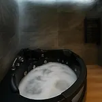 아파트 Jungle - Evasion Tropicale - Sauna Jacuzzi Balneo *