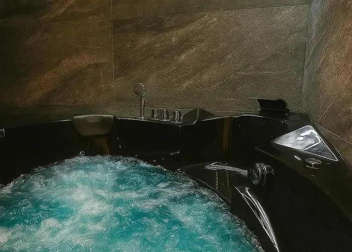 Jungle - Evasion Tropicale - Sauna Jacuzzi Balneo Apartment