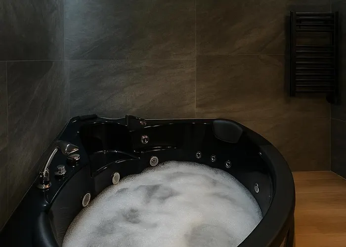 Apartment Jungle - Evasion Tropicale - Sauna Jacuzzi Balneo *